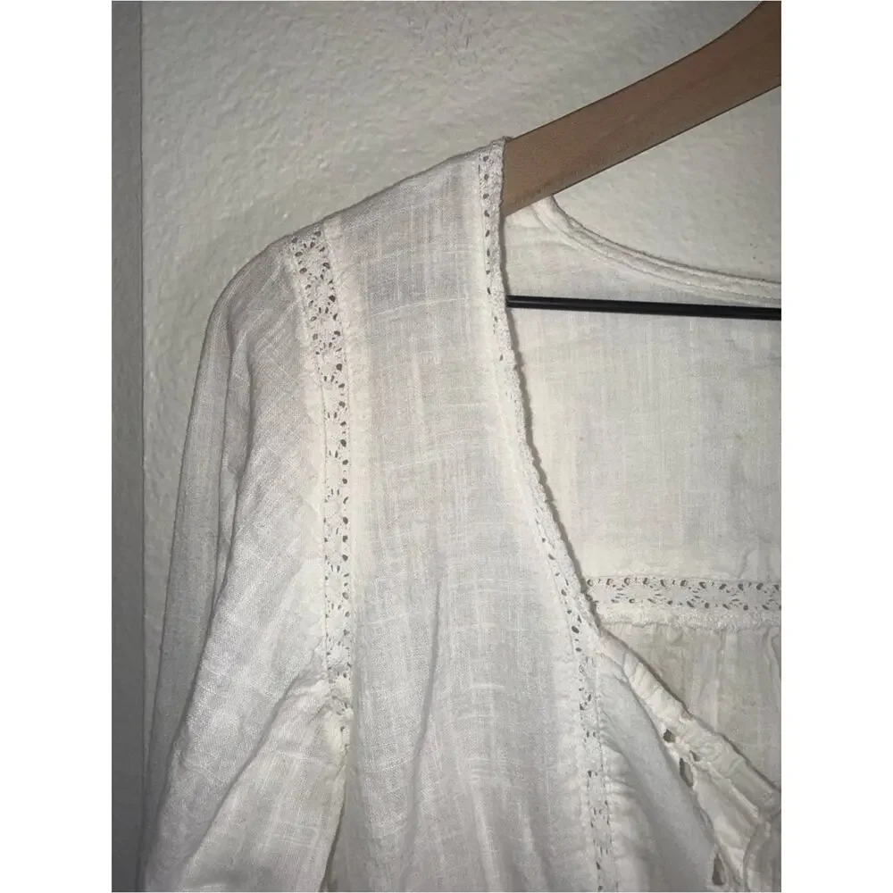 FREE PEOPLE cropped lace boho eyelet lace peasant blouse M